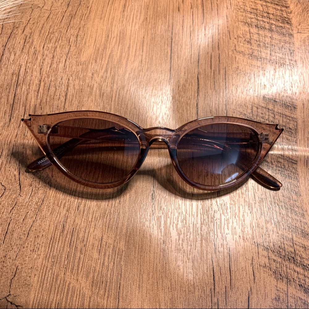 Transparent Frame Cateye Sunglasses